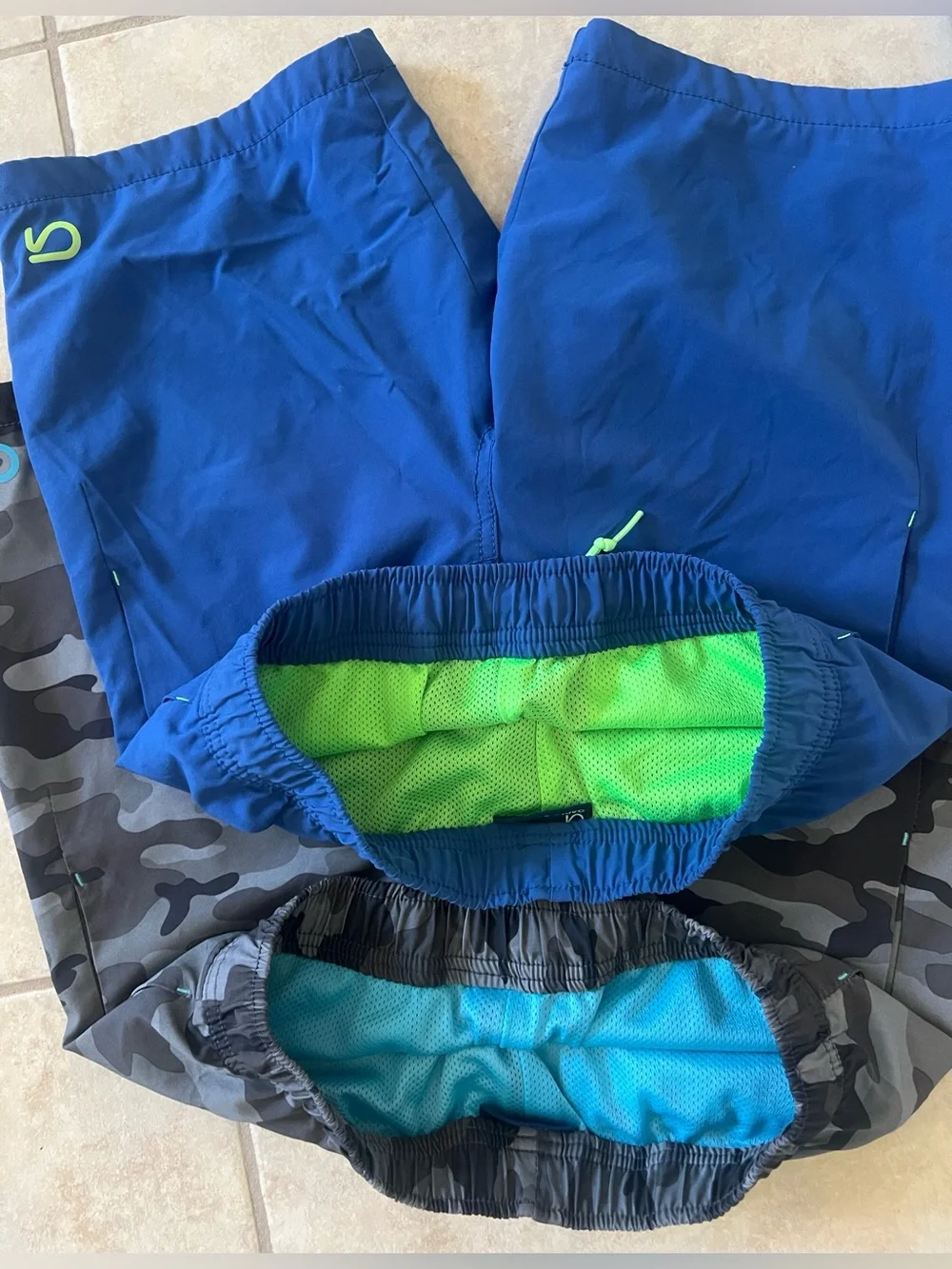 (Lot Of 2) GAP Kids Boys Sz M Swim Tech PO Trunks BLUE & CAMOUFLAGE